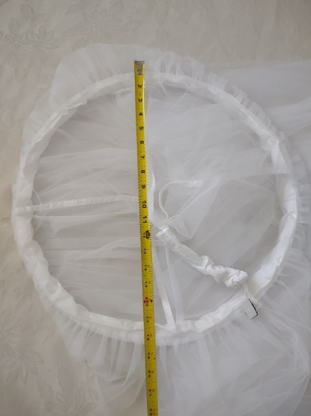 Pottery Barn Kids tulle Canopy - Picture 4 of 9